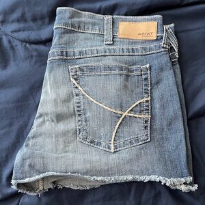 Women’s Ariat Jean shorts. Worn one time. Size 32R.